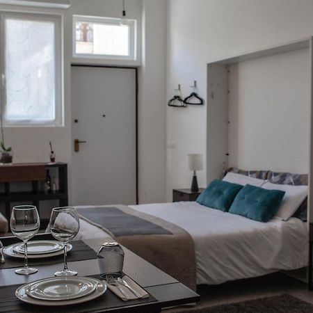 Sleepn'Joy Pavia Apartment Bagian luar foto