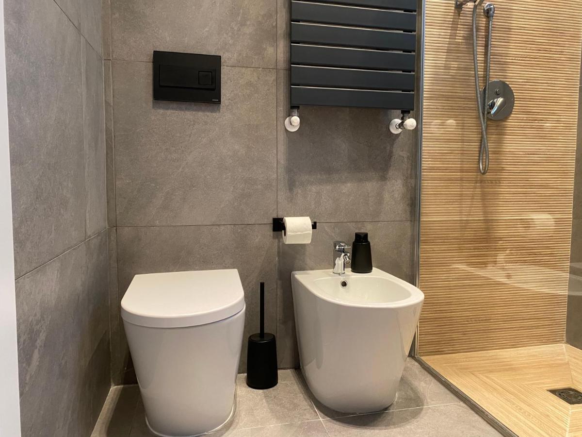 Sleepn'Joy Pavia Apartment Bagian luar foto