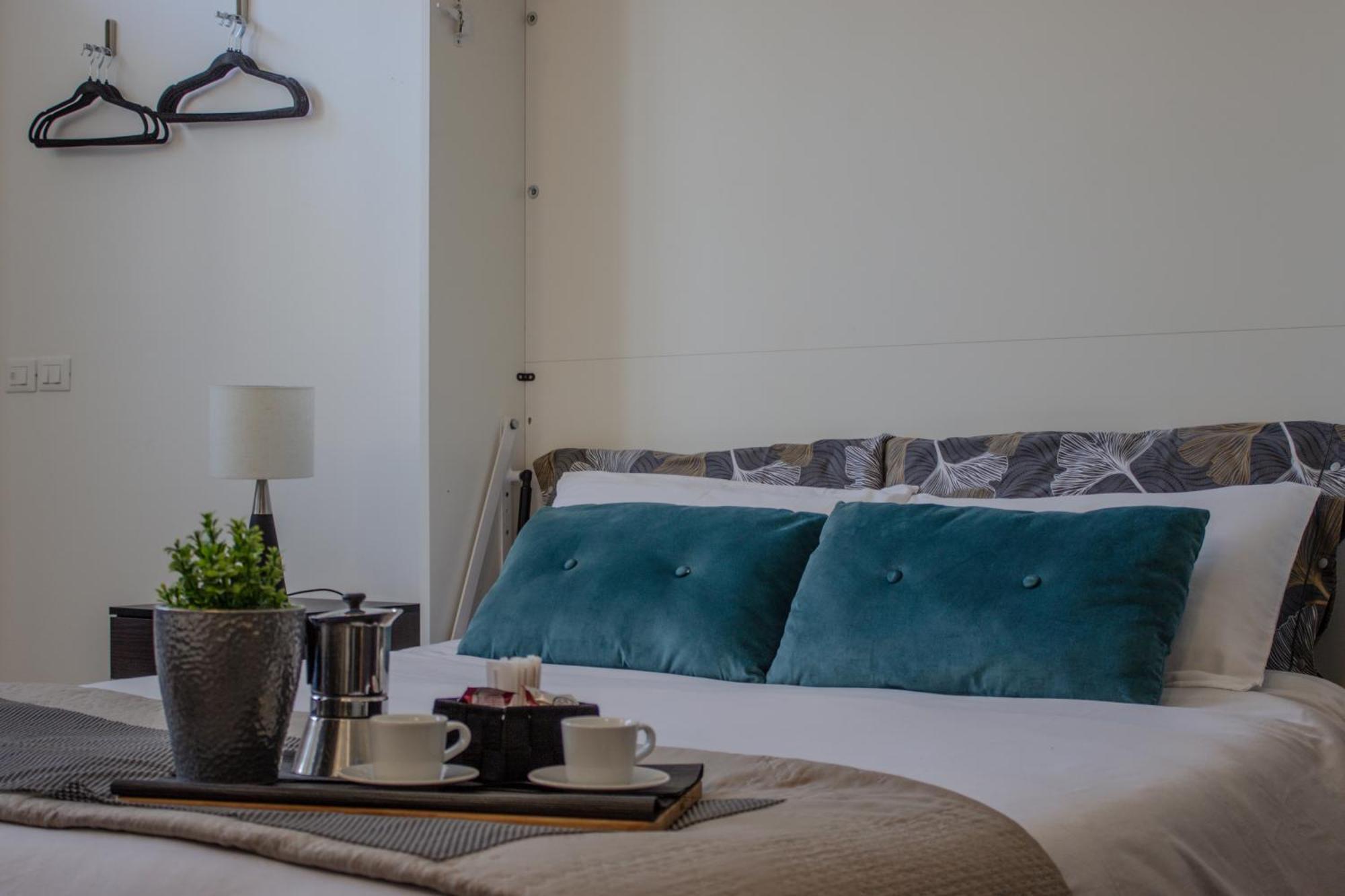 Sleepn'Joy Pavia Apartment Bagian luar foto